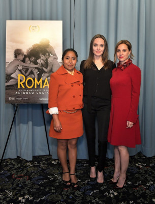 Angelina Jolie pic #1099250