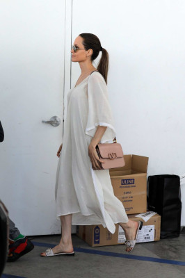 Angelina Jolie pic #1166871