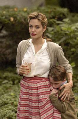Angelina Jolie pic #216260