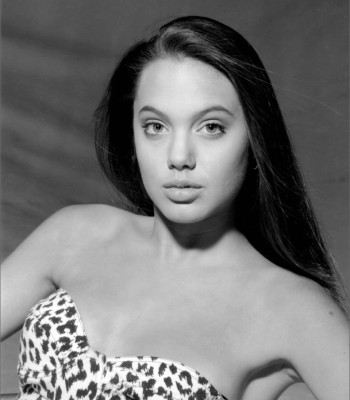 Angelina Jolie pic #54710