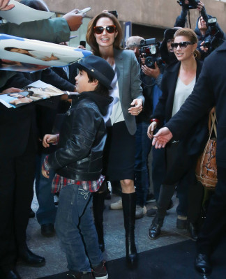 Angelina Jolie pic #743297