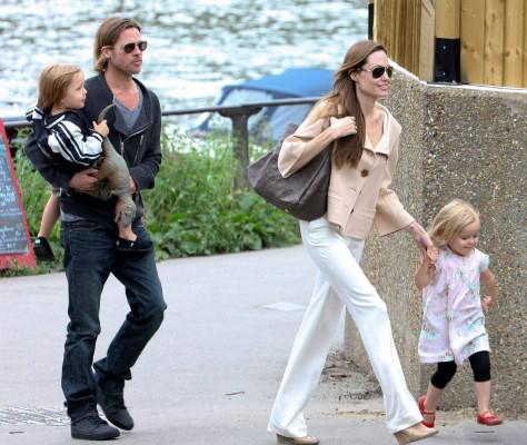 Angelina Jolie pic #397501