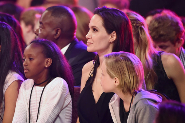 Angelina Jolie pic #767170