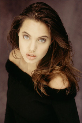 photo 15 in Angelina Jolie gallery [id119444] 2008-12-08 00:00:00