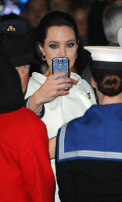 Angelina Jolie pic #744281