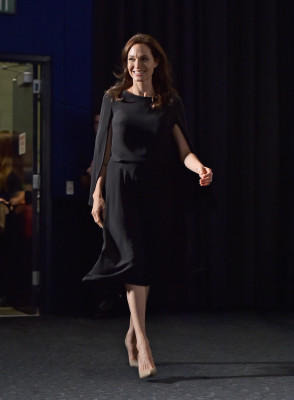 Angelina Jolie pic #748031