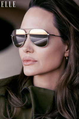 Angelina Jolie pic #1167044