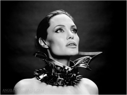 Angelina Jolie pic #723149