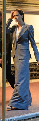 Angelina Jolie pic #746038