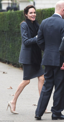 Angelina Jolie pic #759626