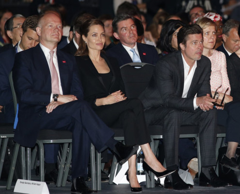 Angelina Jolie pic #713521