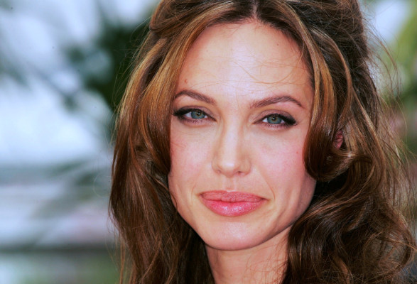 Angelina Jolie pic #170229