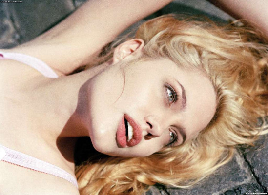 Angelina Jolie pic #141626