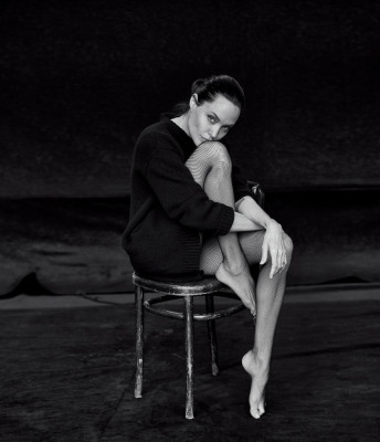 Angelina Jolie pic #809904