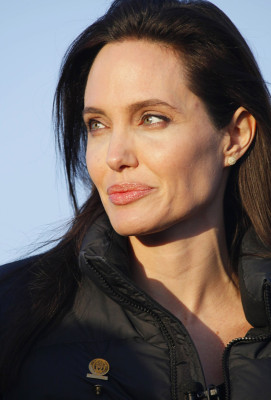Angelina Jolie pic #757766