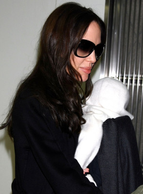 Angelina Jolie pic #147513