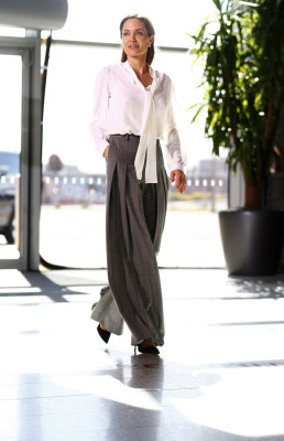 Angelina Jolie pic #713499