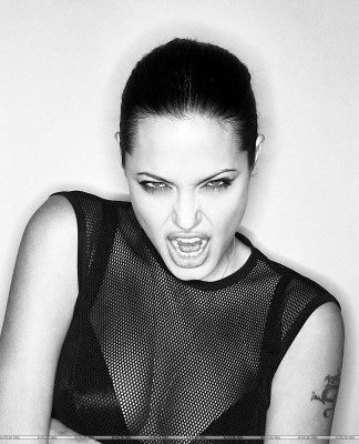 Angelina Jolie pic #213618