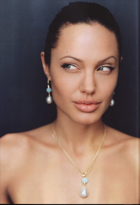 Angelina Jolie pic #267947