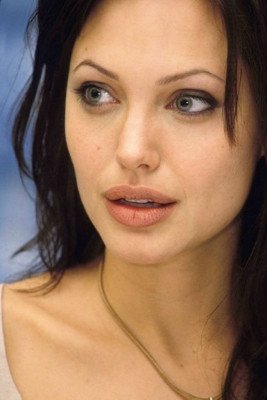 Angelina Jolie pic #158438