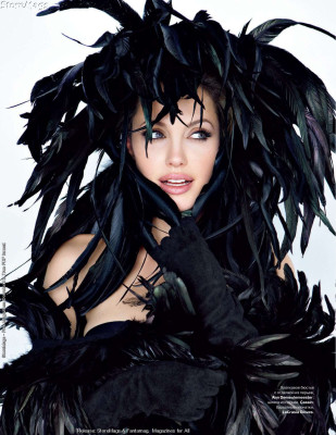 Angelina Jolie pic #314411