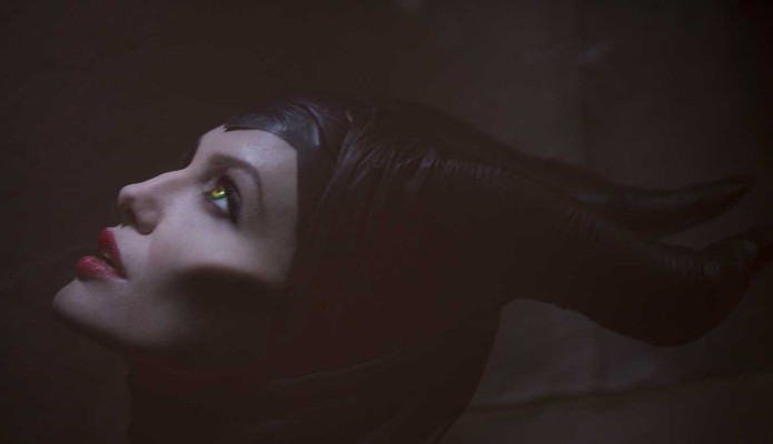 Angelina Jolie pic #502839