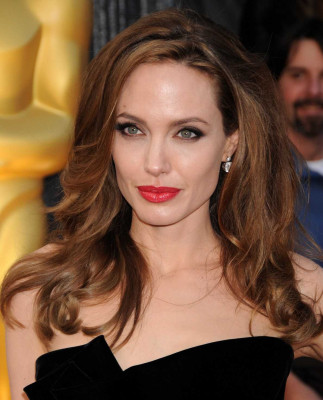 Angelina Jolie pic #453089