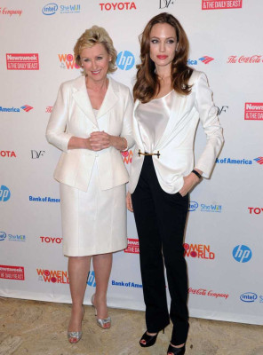 Angelina Jolie pic #458190