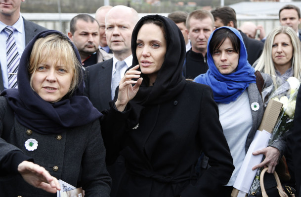 Angelina Jolie pic #685698