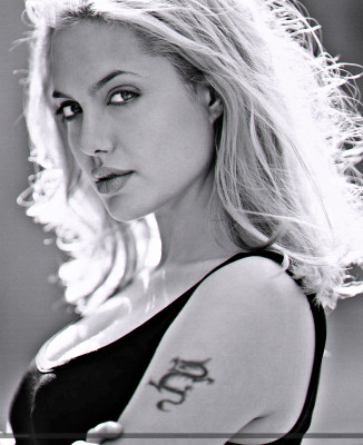Angelina Jolie pic #1269920