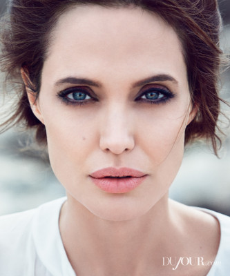 Angelina Jolie pic #743018
