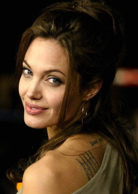 Angelina Jolie pic #129287