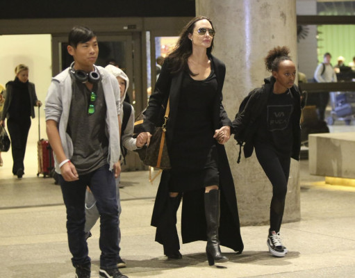 Angelina Jolie pic #838097
