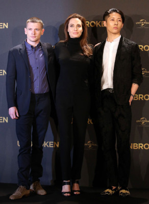 Angelina Jolie pic #744955