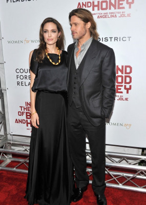 Angelina Jolie pic #427581