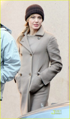 Angelina Jolie pic #137749