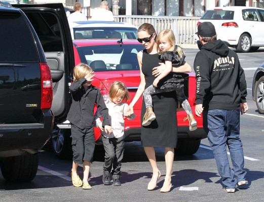 Angelina Jolie pic #548492