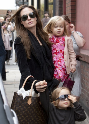 Angelina Jolie pic #414612