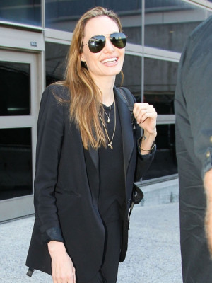 Angelina Jolie pic #592415