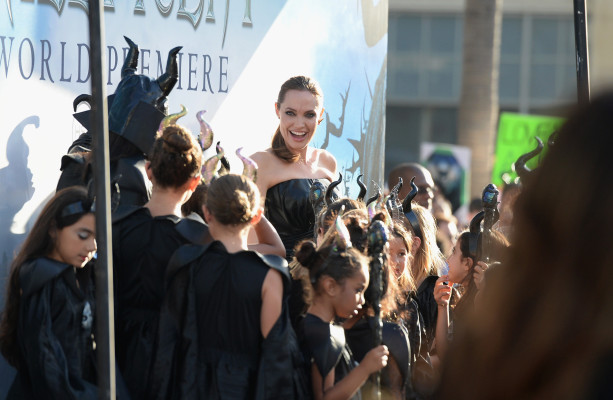 Angelina Jolie pic #705946