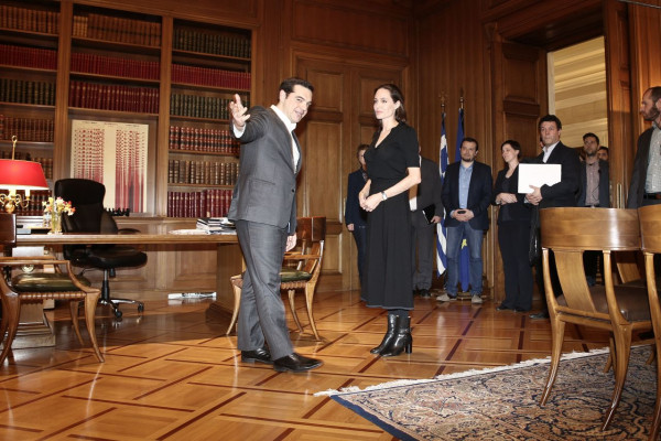 Angelina Jolie pic #840725