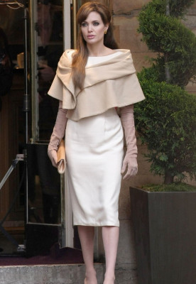 Angelina Jolie pic #422070