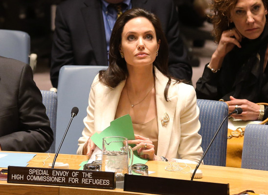 Angelina Jolie pic #771096