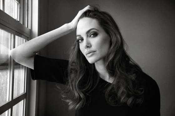 Angelina Jolie pic #628798