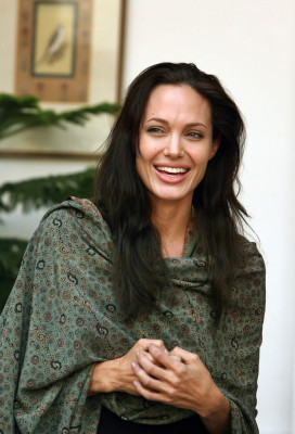 Angelina Jolie pic #523389