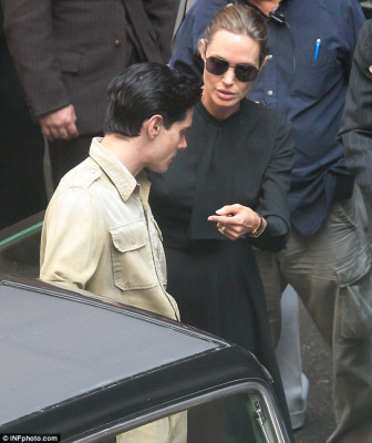 Angelina Jolie pic #649337