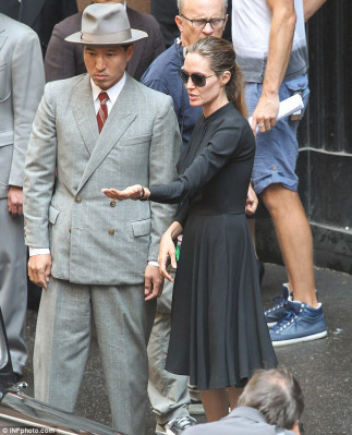 Angelina Jolie pic #649366