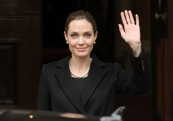 Angelina Jolie pic #611212