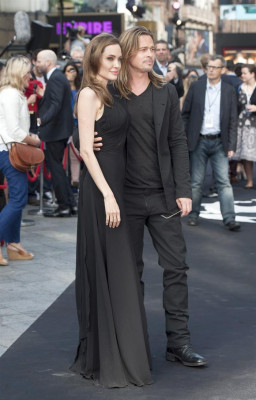 Angelina Jolie pic #609052