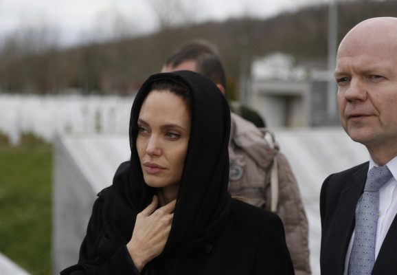 Angelina Jolie pic #685694
